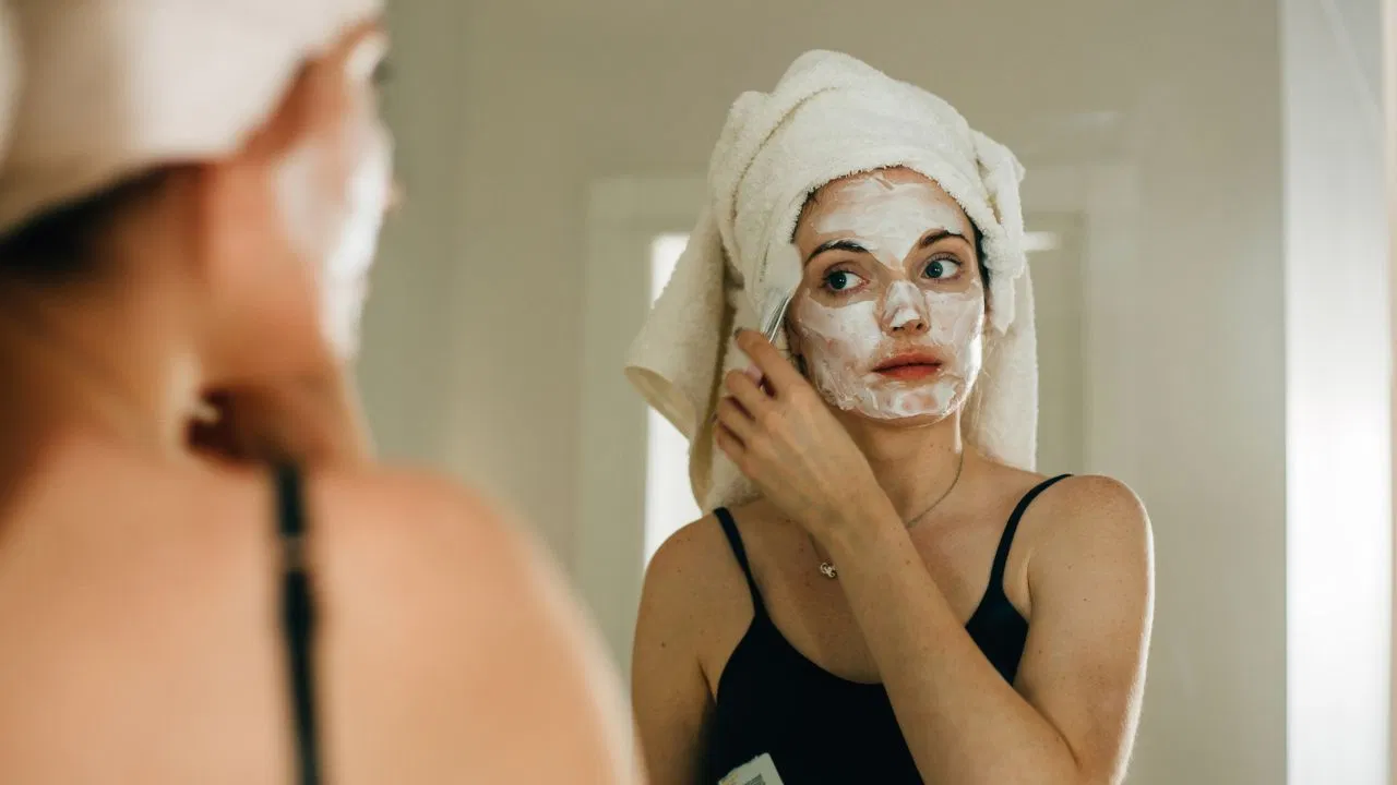 Durga-Puja-use-these-3-homemade-face-pack